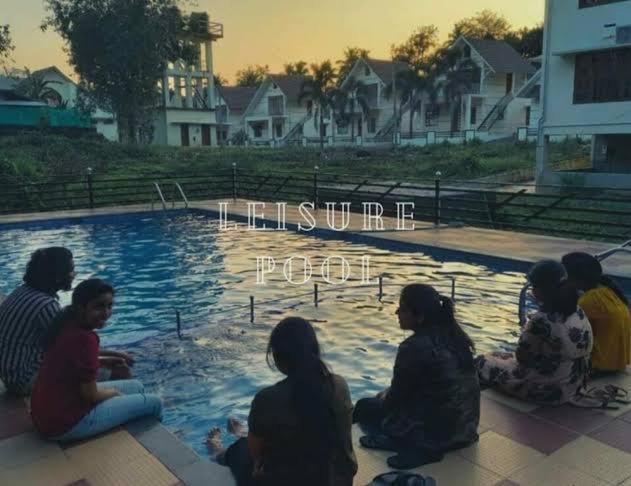 Nest Resorts Athirapalli Kültér fotó